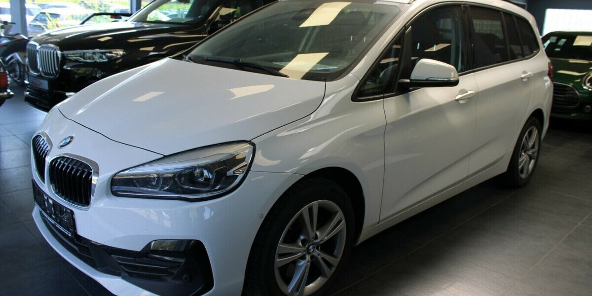 BMW 218 Gran Tourer Aut. Sport Line - Navi - LED - Kam 69.998 km 22.980 &euro; Euskirchen 53881