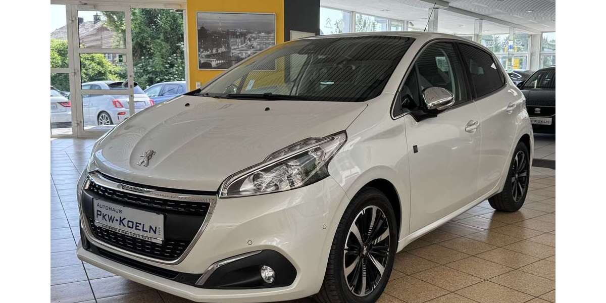 Peugeot 208 89.500 km 8.999 &euro; Kerpen 50171