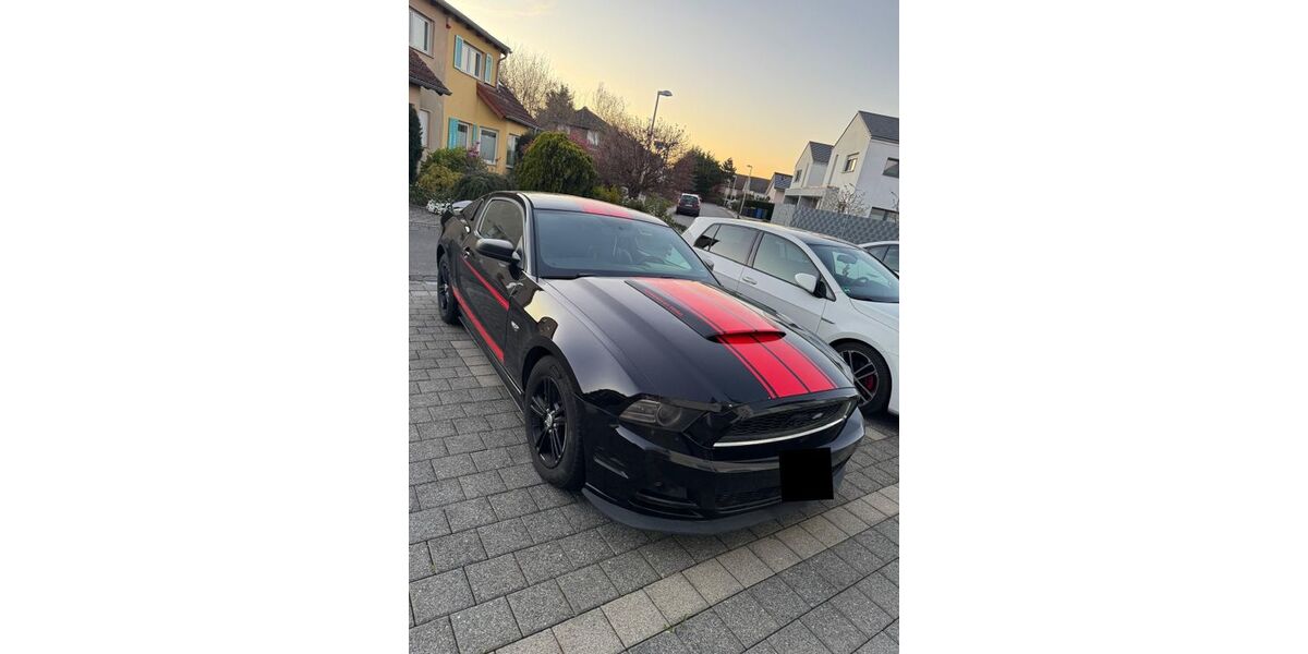 Ford Mustang 121.452 km 20.000 &euro; Vettweiß 52391