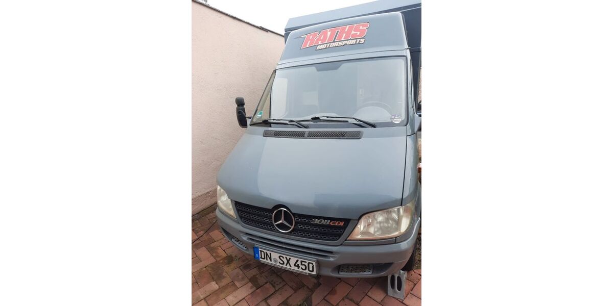 Mercedes-Benz Sprinter 151.000 km 6.000 &euro; Bad Münstereifel 53902