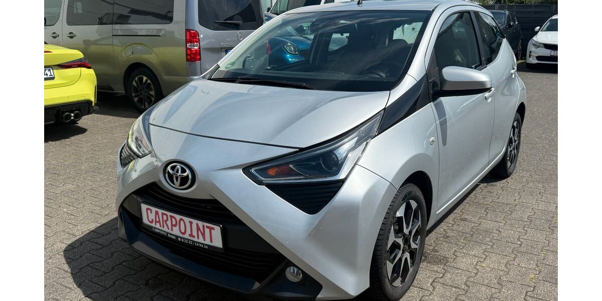 Toyota Aygo (X) 144.000 km 7.350 &euro; Brühl 50321