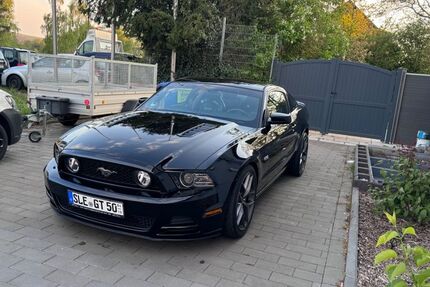 Ford Mustang 104.500 km 23.000 &euro; mechernich 53894