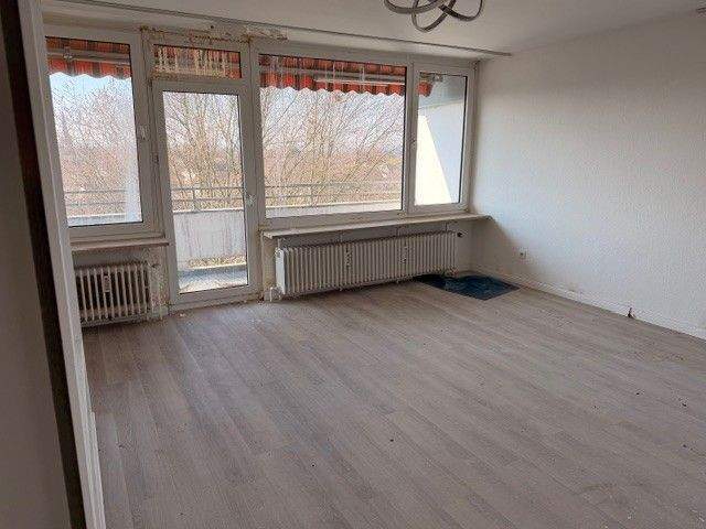 Etagenwohnung Niederkassel Lülsdorf - 3 Zimmer, 73 m&sup2;, 140.000&euro; | Angebot:25737039