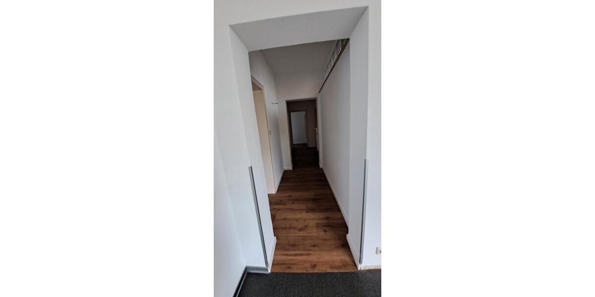 Erdgeschoßwohnung Bonn Hardtberg - 4 Zimmer, 100 m&sup2;, 2.150&euro; | Angebot:26021423