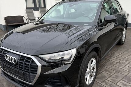Audi Q3 235.101 km 17.980 &euro; Hürth bei Köln 50354