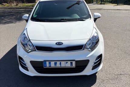 Kia Rio 60.597 km 8.000 &euro; Bonn 53117