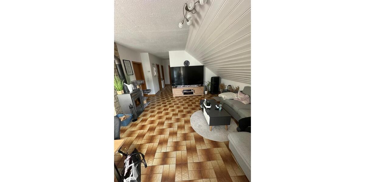Dachgeschoßwohnung Altenahr - 3 Zimmer, 70 m&sup2;, 900&euro; | Angebot:25974775