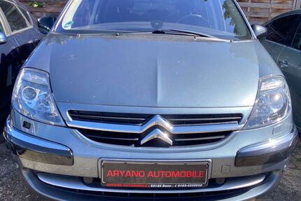 Citroen C8 211.000 km 5.999 &euro; Bonn 53123