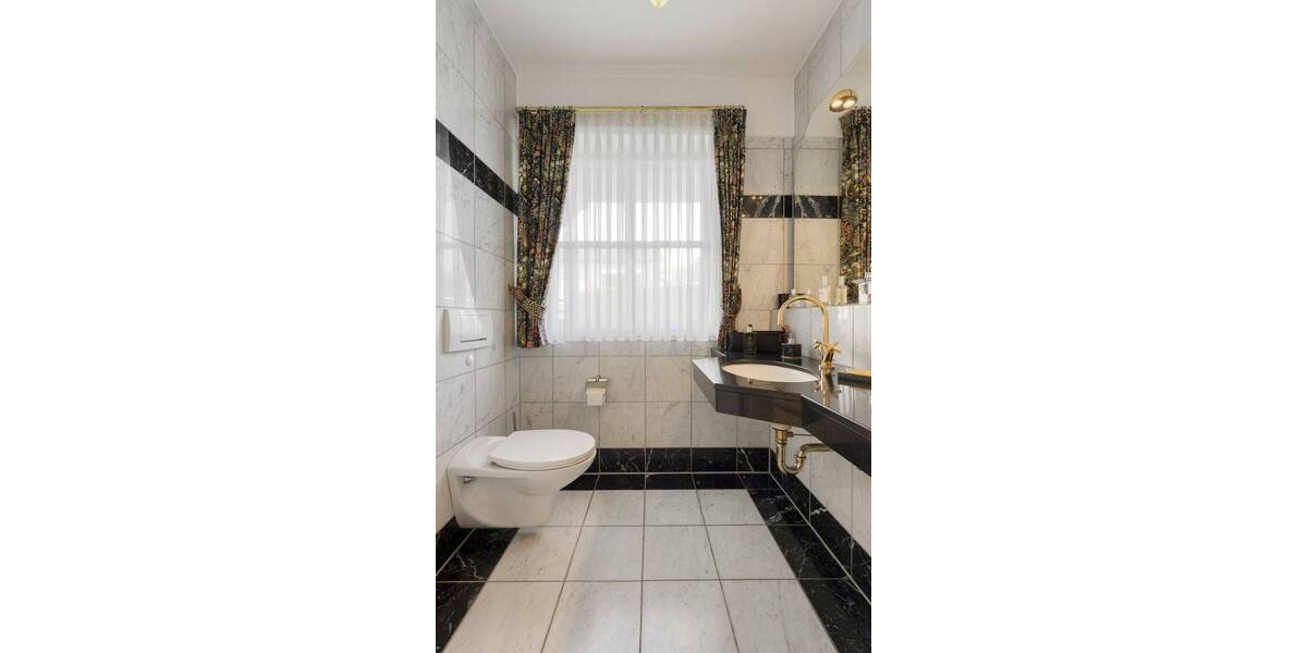 Einfamilienhaus Brühl - 7 Zimmer, 290 m&sup2;, 1.800.000&euro; | Angebot:26608920
