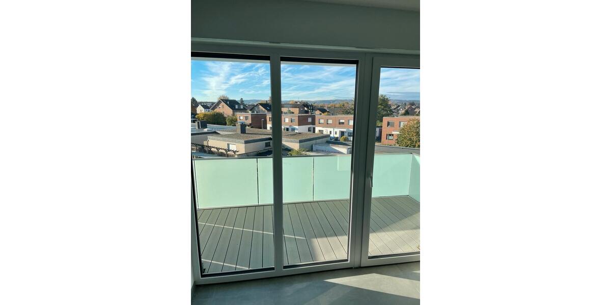 Etagenwohnung Düren Rölsdorf - 3 Zimmer, 125 m&sup2;, 1.590&euro; | Angebot:25932973