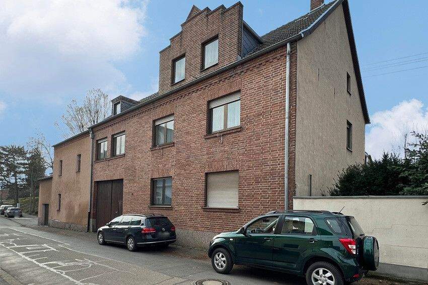 Einfamilienhaus Bornheim Merten - 9 Zimmer, 207 m&sup2;, 650.000&euro; | Angebot:25781301