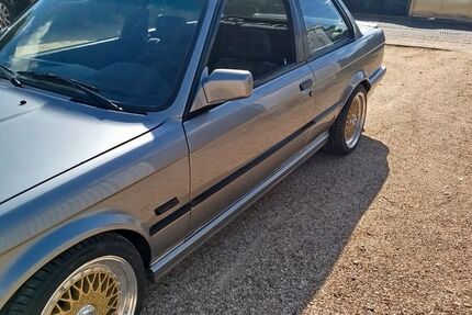 BMW 325 70.000 km 15.300 &euro; Merzenich 52399