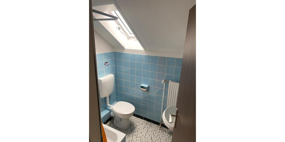 Dachgeschoßwohnung Alfter - 2 Zimmer, 50 m&sup2;, 750&euro; | Angebot:25511484