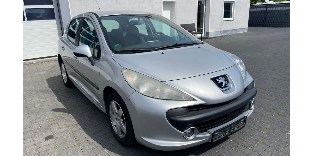 Peugeot 207 236.000 km 1.999 &euro; Düren 52351