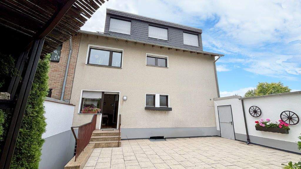 Einfamilienhaus Erftstadt Lechenich - 8 Zimmer, 226 m&sup2;, 535.000&euro; | Angebot:25703194