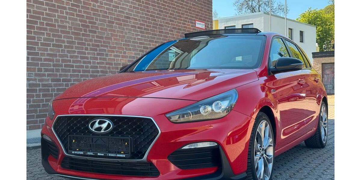 Hyundai i30 108.696 km 13.450 &euro; Düren 52349