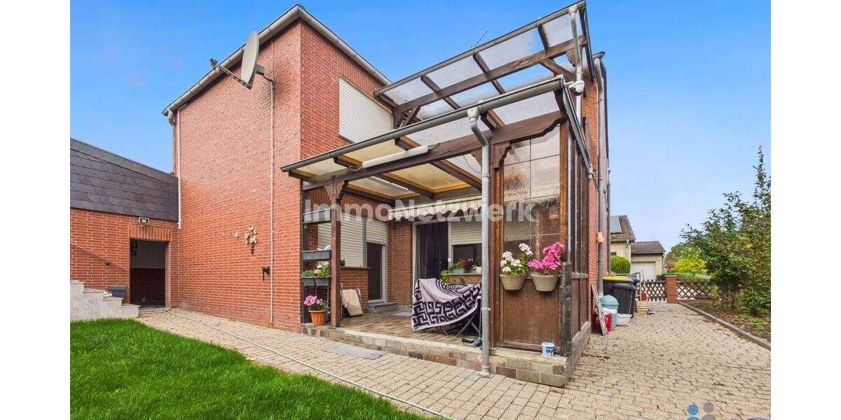 Einfamilienhaus Vettweiß - 6 Zimmer, 150 m&sup2;, 275.000&euro; | Angebot:25714019