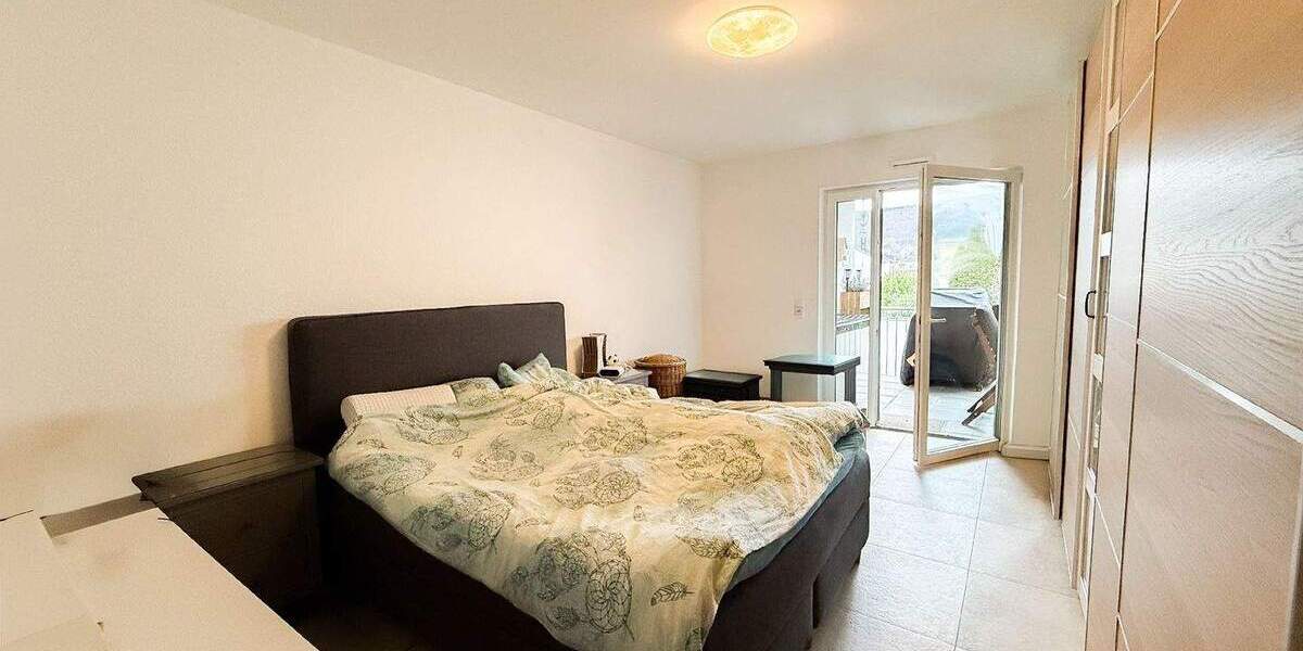 Etagenwohnung Bad Neuenahr-Ahrweiler Bad Neuenahr - 2 Zimmer, 76 m&sup2;, 298.000&euro; | Angebot:25695608