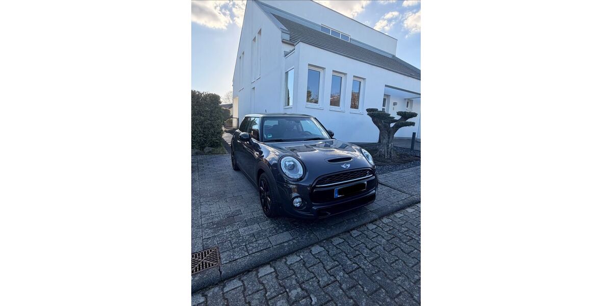 Mini Cooper S 146.000 km 14.400 &euro; Bonn 53229