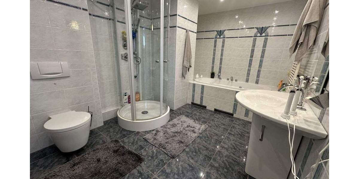 Einfamilienhaus Düren Birkesdorf - 7 Zimmer, 203 m&sup2;, 680.000&euro; | Angebot:25692151