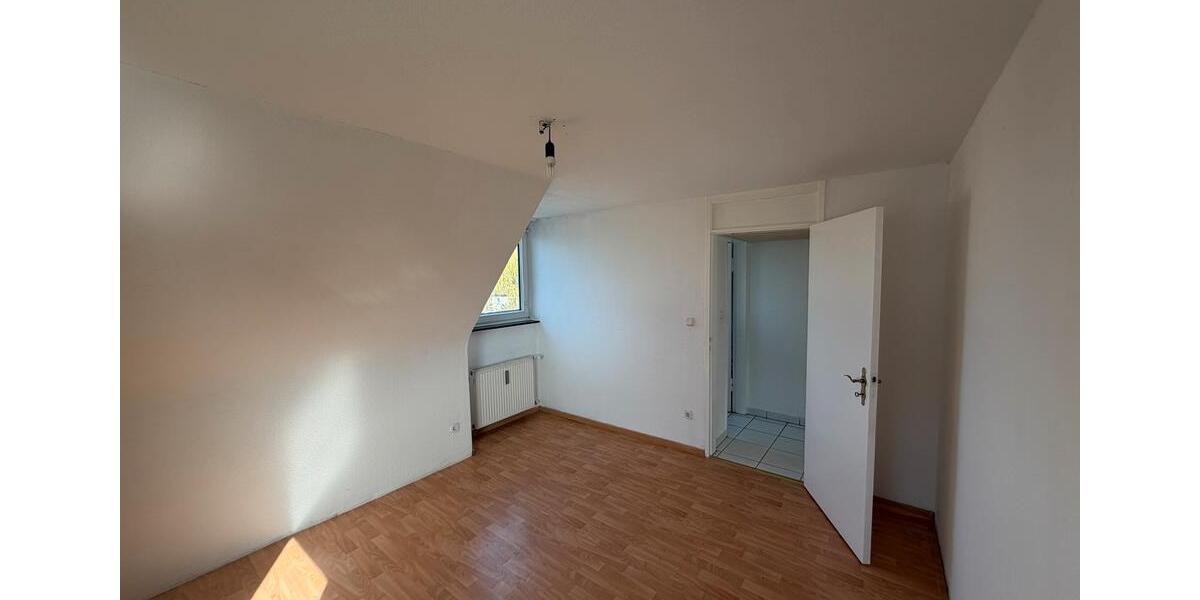 Dachgeschoßwohnung Swisttal - 2.5 Zimmer, 60 m&sup2;, 710&euro; | Angebot:26286755
