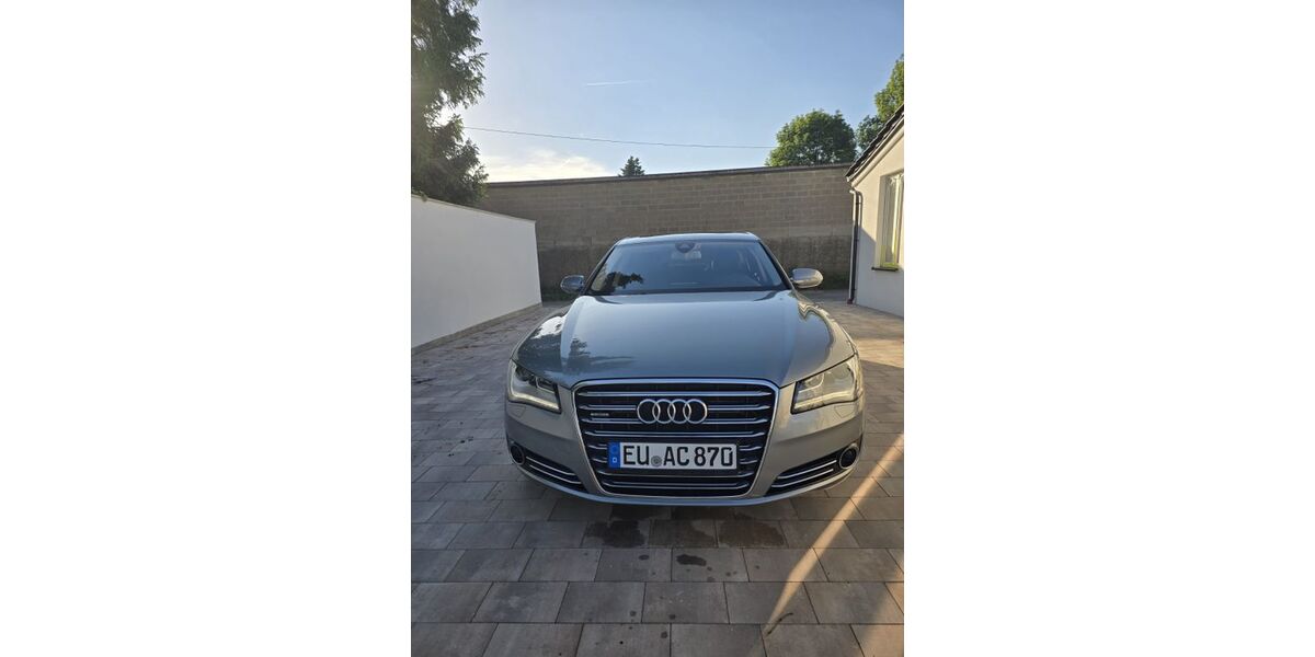 Audi A8 81.250 km 21.500 &euro; Weilerswist 53919