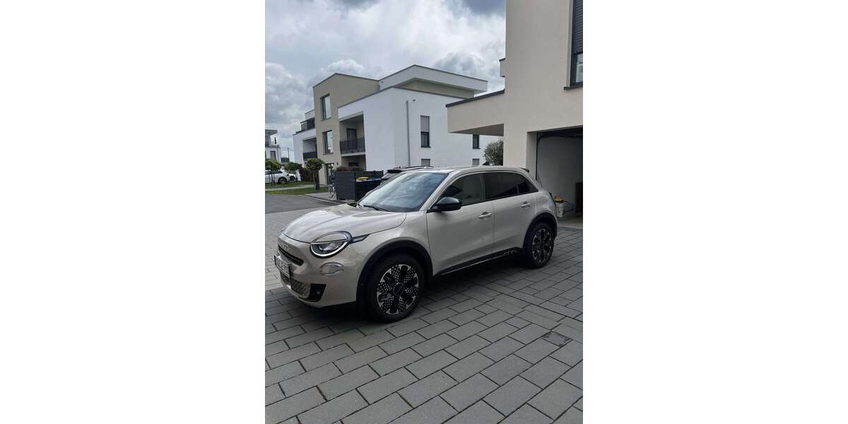 Fiat 600 2.500 km 26.990 &euro; Zülpich, Stadt 53909