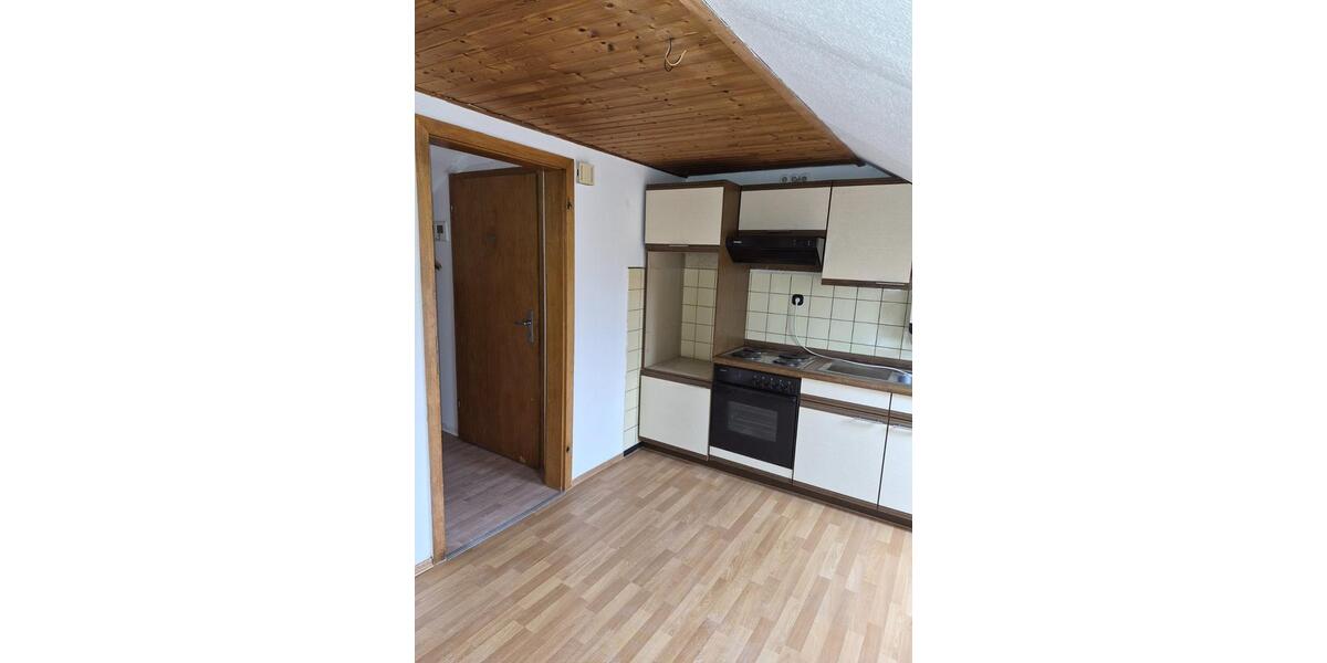 Dachgeschoßwohnung Weilerswist - 2 Zimmer, 46 m&sup2;, 400&euro; | Angebot:25292890