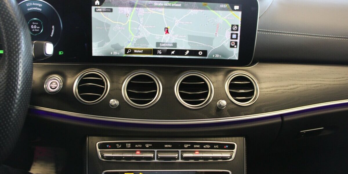 Mercedes-Benz E 300 d 4Matic T 9G-TRONIC AMG Line 78.920 km 39.980 &euro; Euskirchen 53881