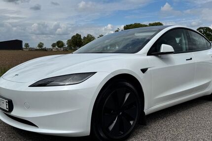 Tesla Model 3 43.000 km 38.900 &euro; Zülpich 53909