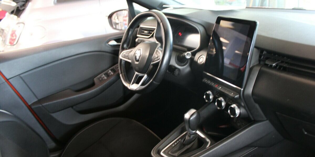 Renault Clio TCe 130 EDC GPF EDITION ONE 107.339 km 11.980 &euro; Euskirchen 53881