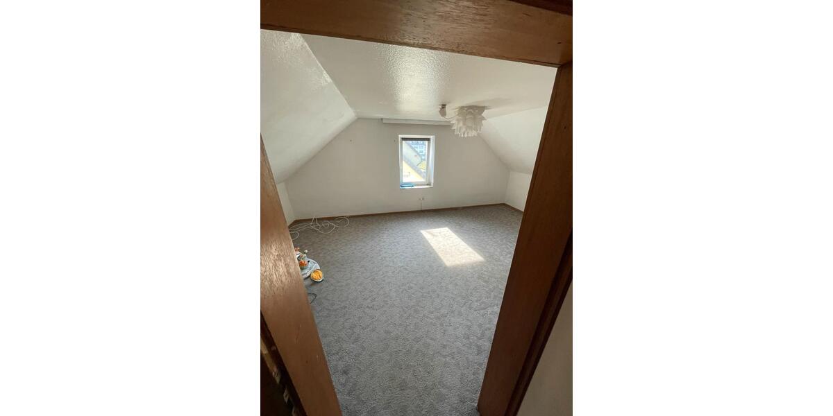 Einfamilienhaus Euskirchen - 5 Zimmer, 120 m&sup2;, 1.490&euro; | Angebot:25926279