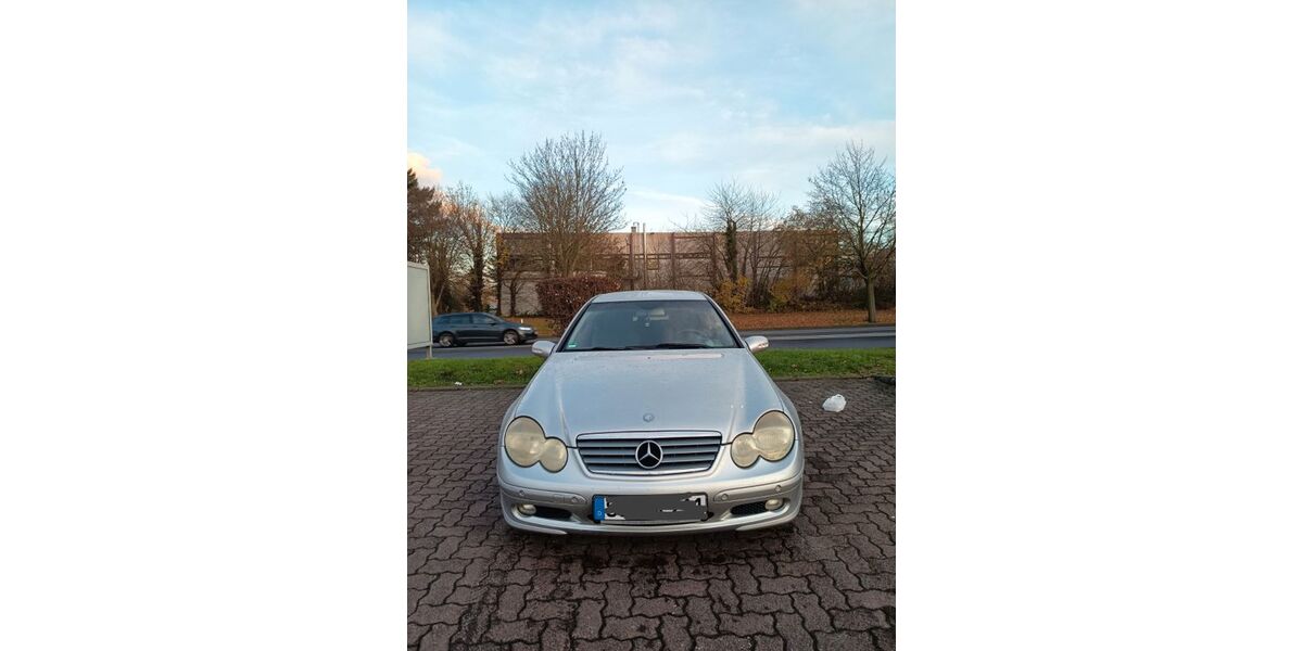 Mercedes-Benz C 180 157.000 km 2.700 &euro; Wachtberg 53354