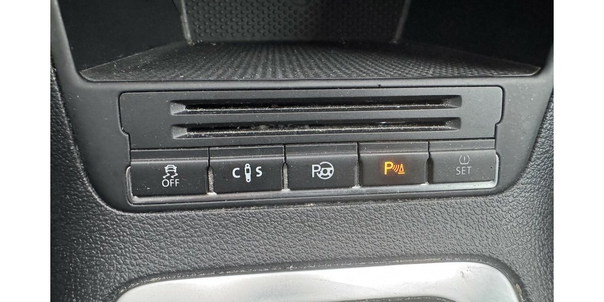 VW Tiguan 2.0TSI DSG 4-Motion Xenon AHK SR+WR 1.Hd 109.500 km 11.400 &euro; Erftstadt 50374