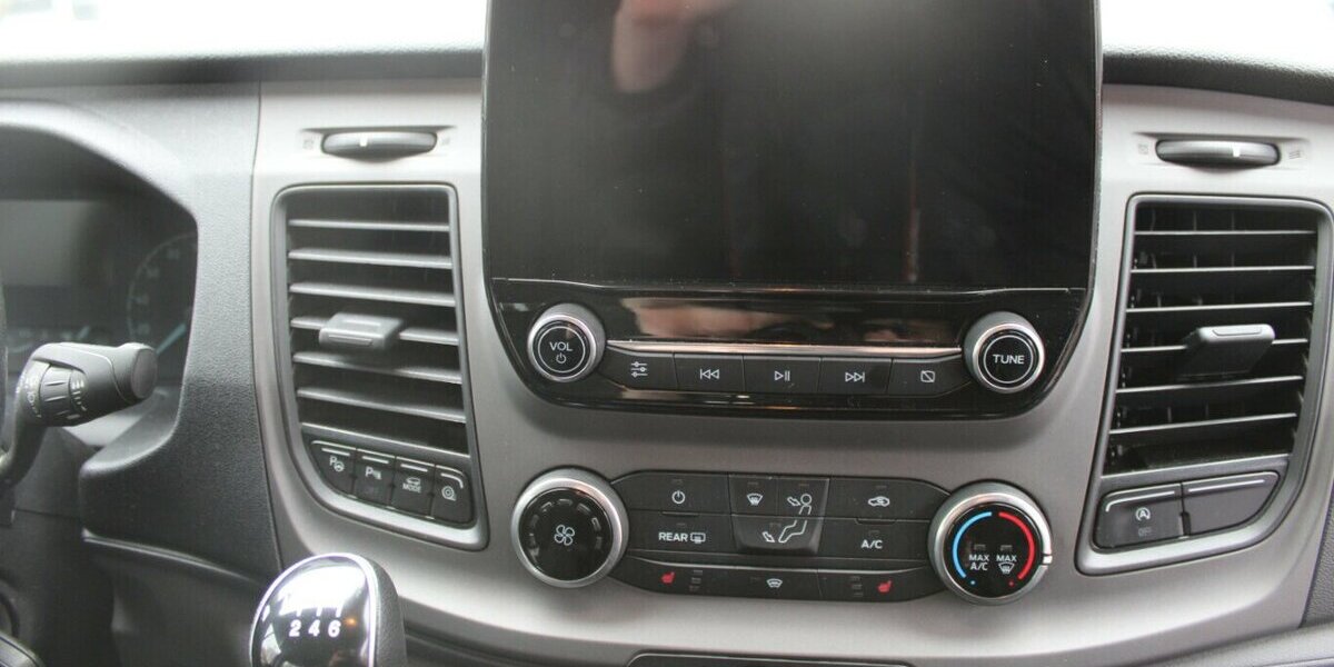 Ford Transit Custom 320 L1H1 Neuer Motor 191.124 km 18.980 &euro; Euskirchen 53881