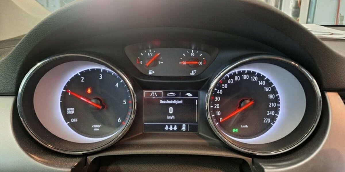 Opel Astra Klimatr Navi Sitzh Temp CarPlay GARANTIE 73.000 km 12.500 &euro; Erftstadt 50374