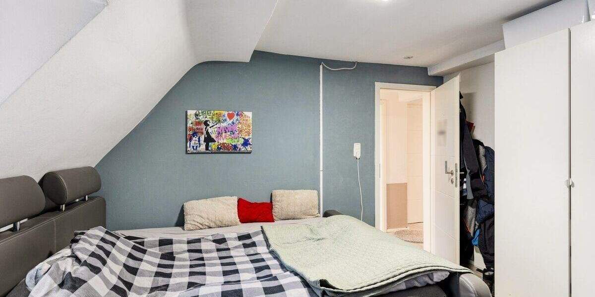 Reihenendhaus Erftstadt Köttingen - 7 Zimmer, 178 m&sup2;, 565.000&euro; | Angebot:25704417