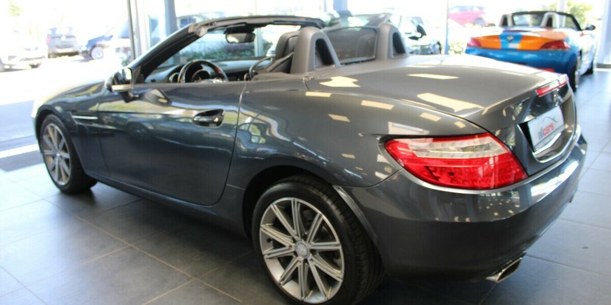 Mercedes-Benz SLK 250 CDI BlueEFFICIENCY 7G-TRONIC - Panorama - 125.888 km 16.980 &euro; Euskirchen 53881