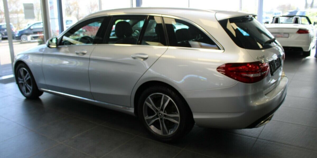 Mercedes-Benz C 180 T 9G-TRONIC Avantgarde 75.676 km 19.980 &euro; Euskirchen 53881