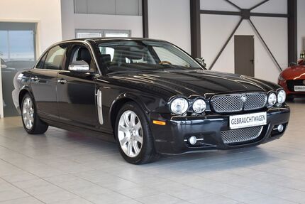 Jaguar XJ8 109.980 km 25.999 &euro; Düren 52351
