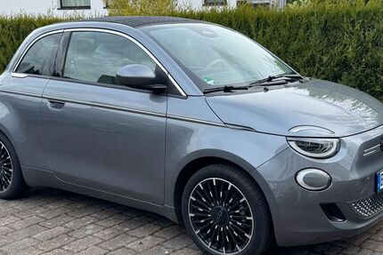 Fiat 500e 10.700 km 19.900 &euro; Königswinter 53639