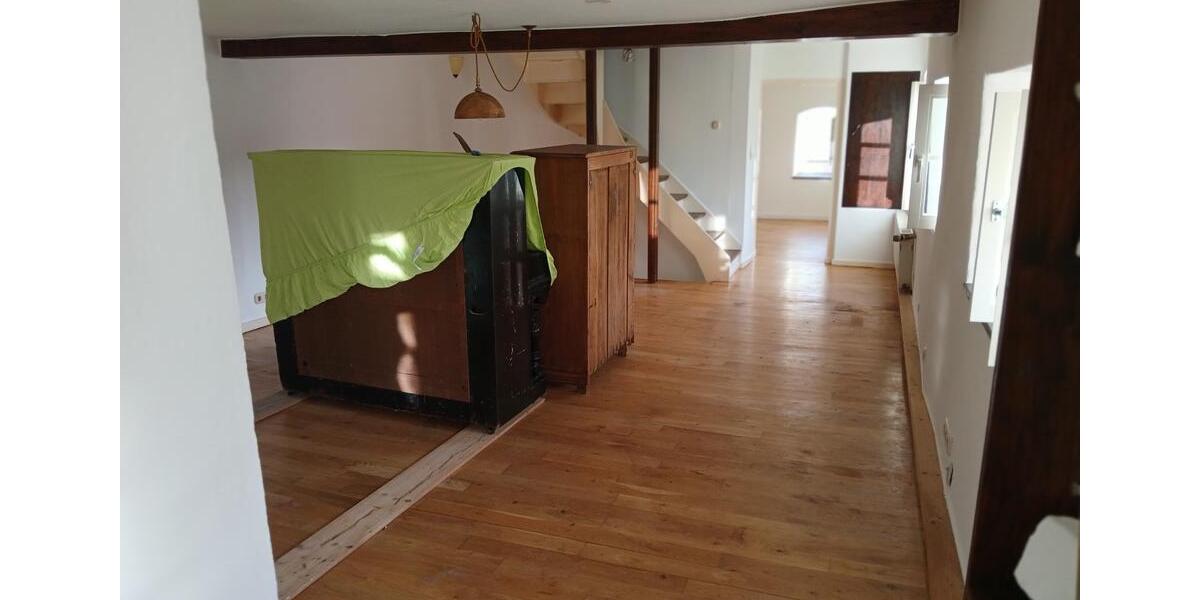 Bauernhaus, Landhaus Antweiler - 5 Zimmer, 130 m&sup2;, 1.200&euro; | Angebot:25645965