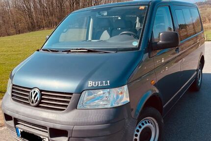 VW T5 Caravelle 143.000 km 15.400 &euro; Berg 53505