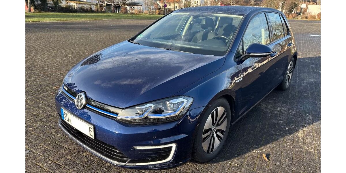 VW Golf 64.000 km 15.600 &euro; Rheinbach 53359