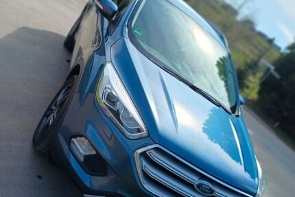 Ford Kuga 89.628 km 14.999 &euro; Kall 53925