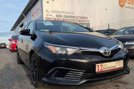 Toyota Auris 75.500 km 11.499 &euro; Rheinbach 53359