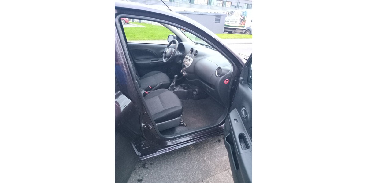 Nissan Micra 184.299 km 3.200 &euro; Kerpen 50171