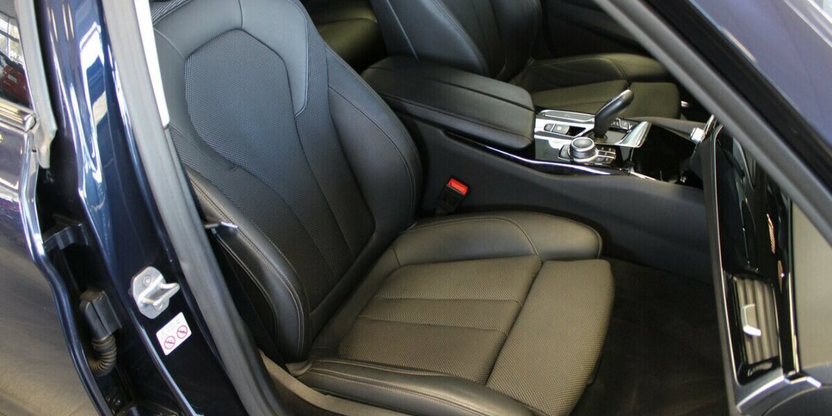 BMW 530 530D xDrive Touring Aut. Sport Line 129.563 km 26.980 &euro; Euskirchen 53881