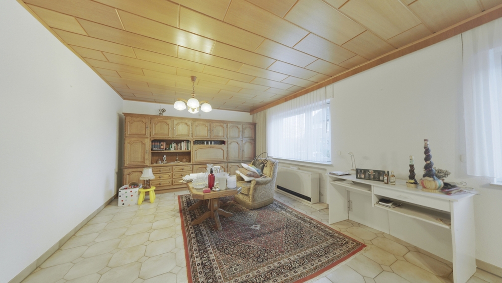 Charmantes Einfamilienhaus mit Potenzial und großzügiger Grundstücksfläche in Gymnich - Einfamilienhaus Erftstadt | Angebot:24509866