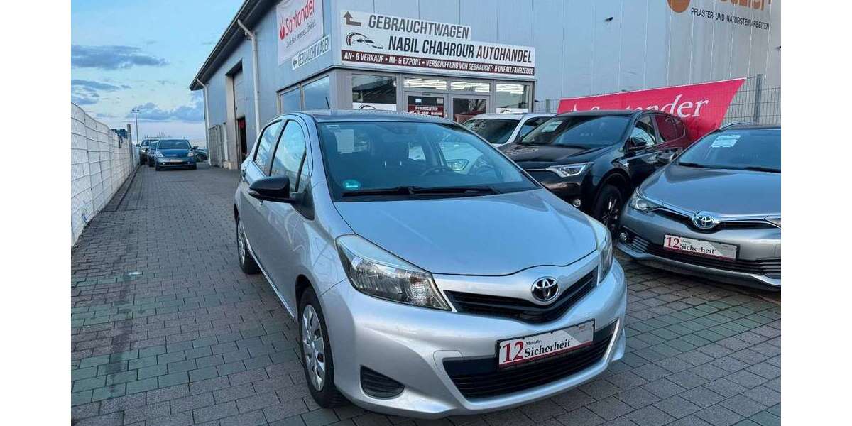 Toyota Yaris 124.540 km 6.999 &euro; Rheinbach 53359